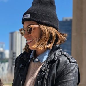 Meet your Posher, Leci